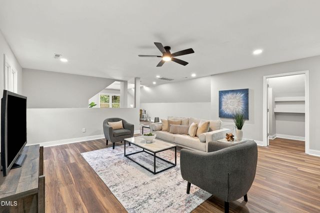 115 Meadowglades Lane, Cary, NC 27518