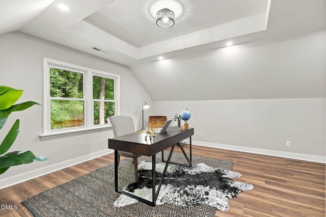 115 Meadowglades Lane, Cary, NC 27518
