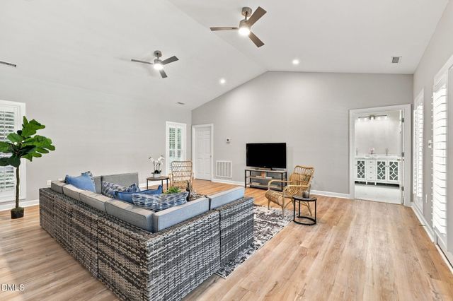 115 Meadowglades Lane, Cary, NC 27518