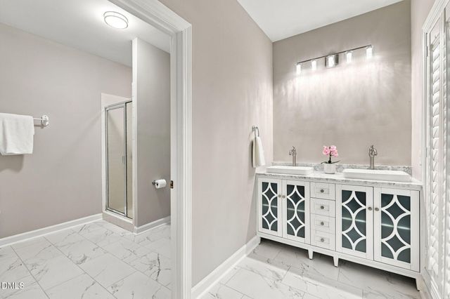 115 Meadowglades Lane, Cary, NC 27518