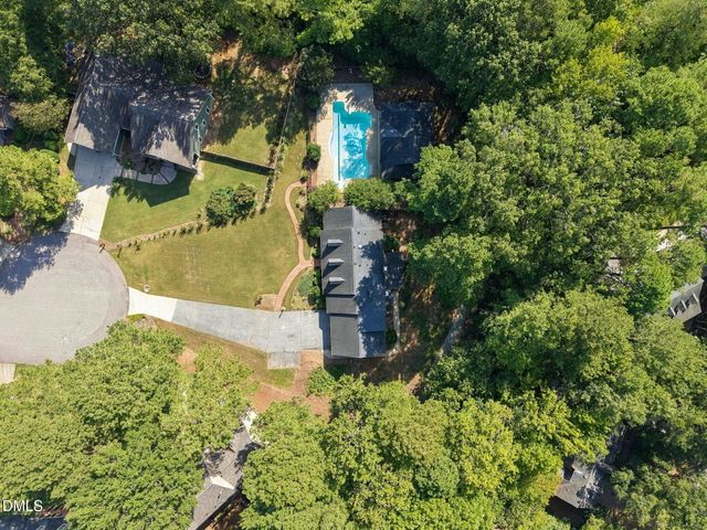 115 Meadowglades Lane, Cary, NC 27518