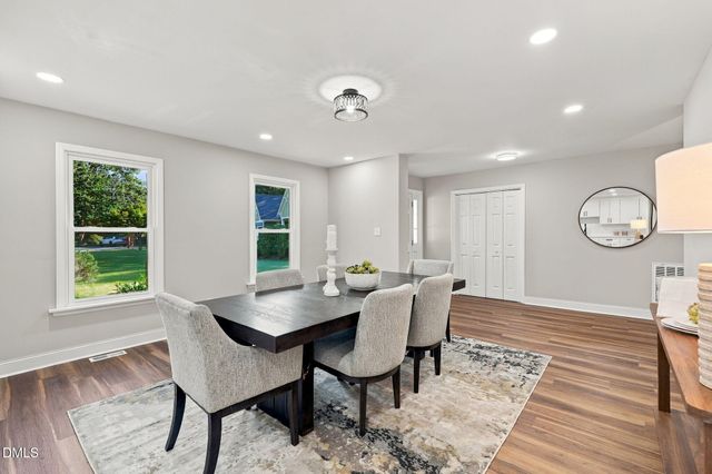 115 Meadowglades Lane, Cary, NC 27518