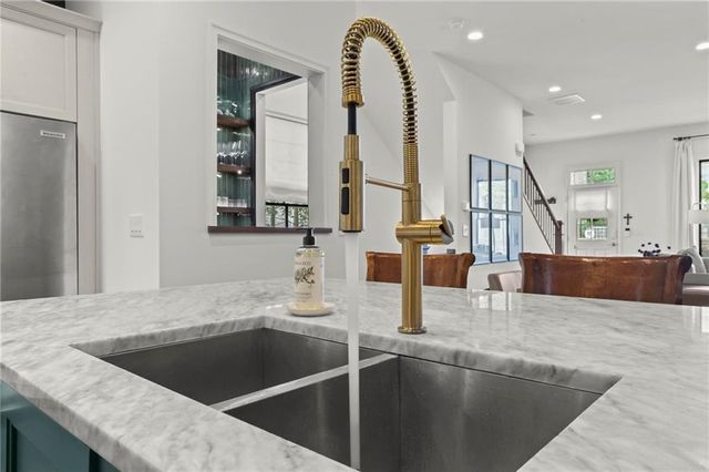 3477 Landen Pine Court NE, Atlanta, GA 30305