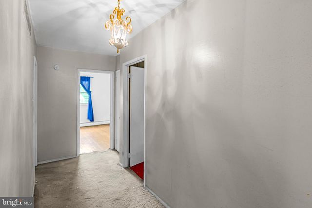 9096 PINE RD, Philadelphia, PA 19115