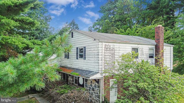 9096 PINE RD, Philadelphia, PA 19115