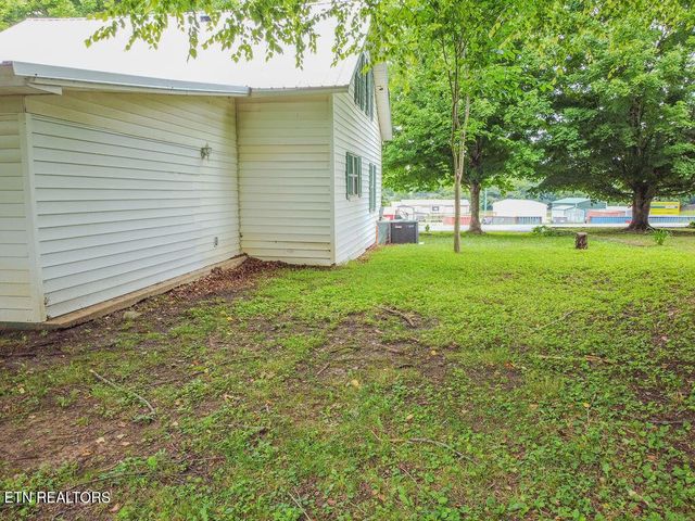 110 Old Englewood Road, Englewood, TN 37329