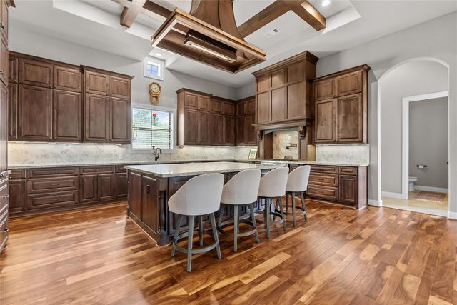 2080 Wilderness Trail, Friendswood, TX 77546