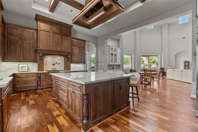 2080 Wilderness Trail, Friendswood, TX 77546