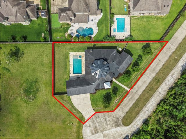 2080 Wilderness Trail, Friendswood, TX 77546