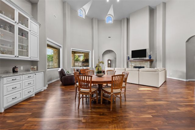 2080 Wilderness Trail, Friendswood, TX 77546
