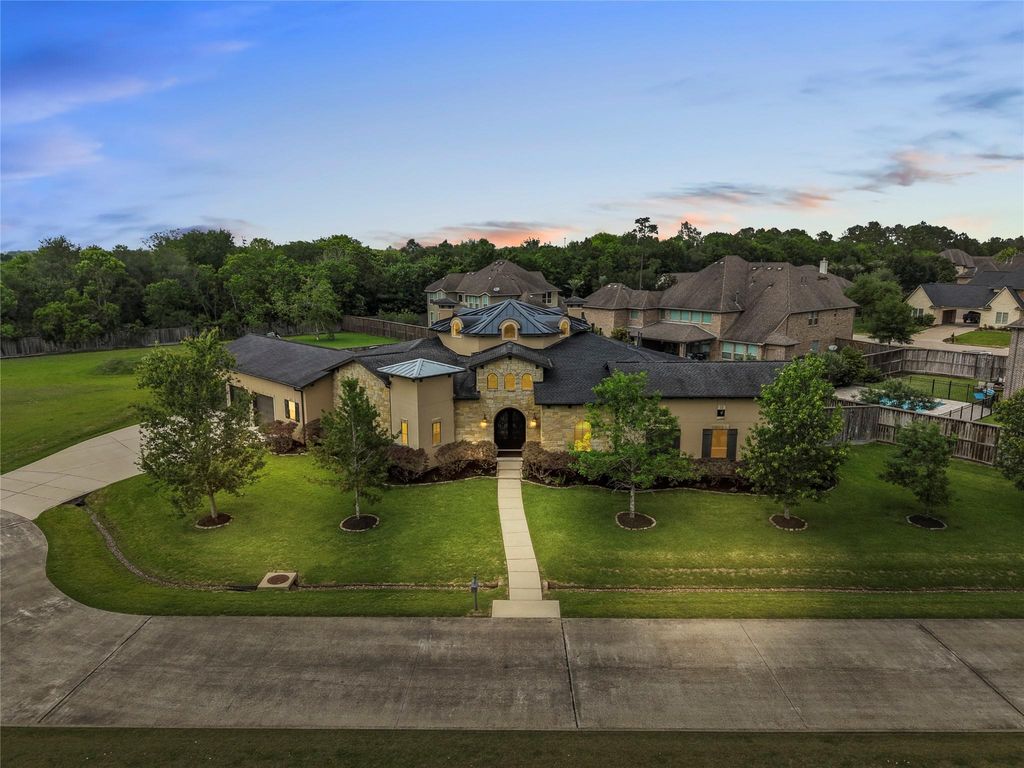 2080 Wilderness Trail, Friendswood, TX 77546