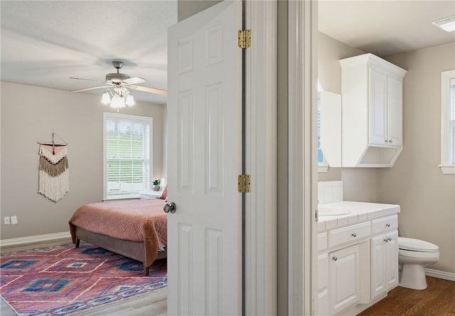 9641 Price Coffee Road, Bentonville, AR 72712