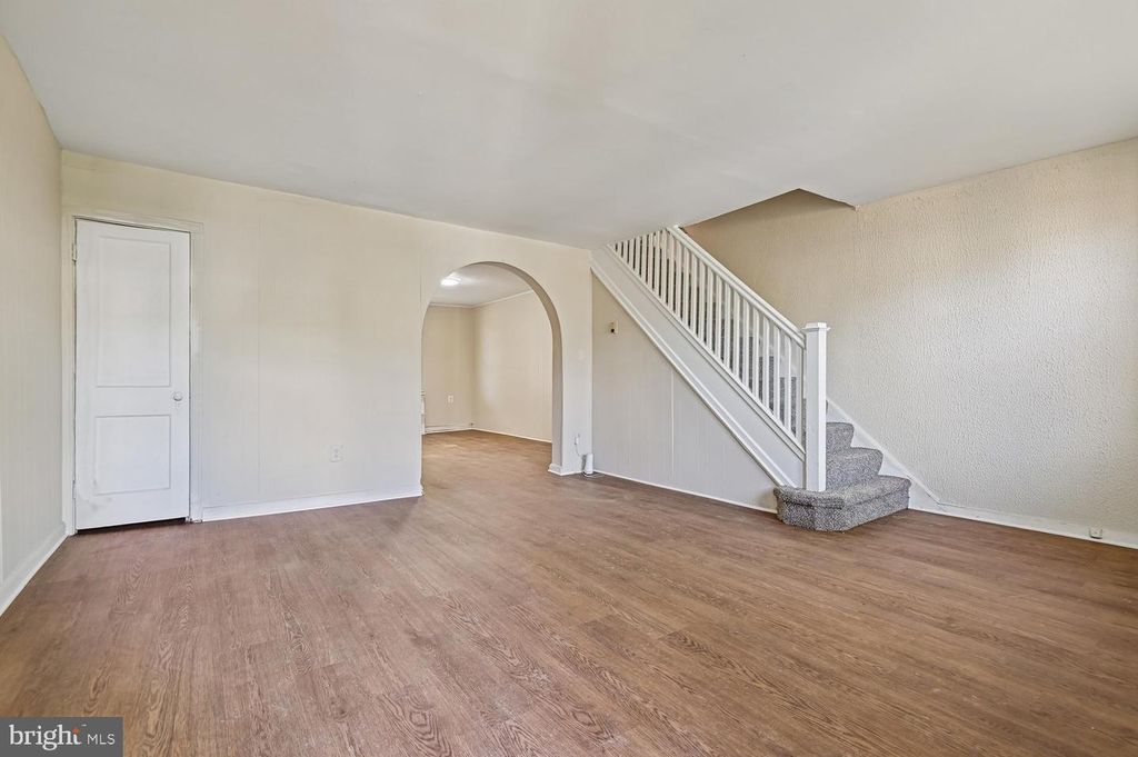 Image 4 of property listing at 5105 CHALGROVE AVE, Baltimore, MD 21215