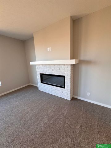 8701 N 177th Street, Bennington, NE 68007