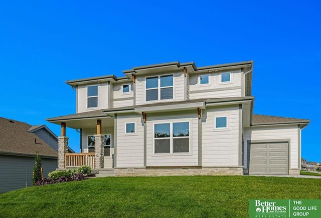 8701 N 177th Street, Bennington, NE 68007