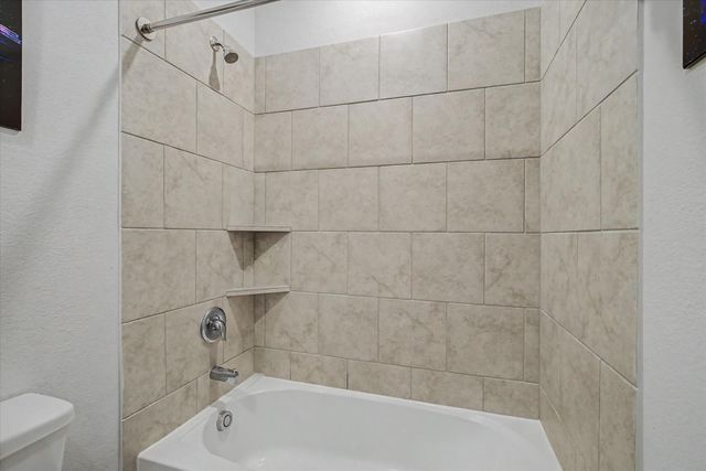 794 Westpointe Drive, Dayton, TX 77535