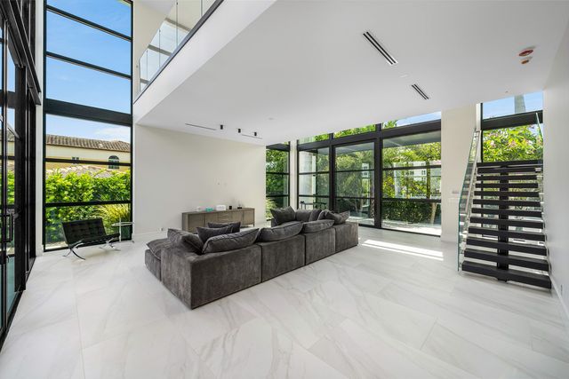 1670 E Terra Mar Drive, Lauderdale-By-The-Sea, Lauderdale By The Sea, FL 33062