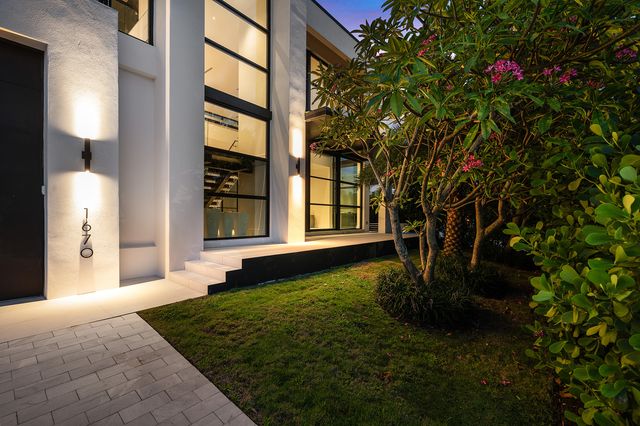 1670 E Terra Mar Drive, Lauderdale-By-The-Sea, Lauderdale By The Sea, FL 33062