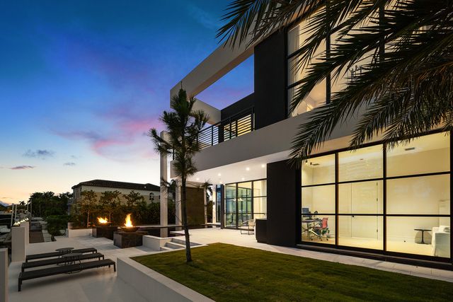 1670 E Terra Mar Drive, Lauderdale-By-The-Sea, Lauderdale By The Sea, FL 33062