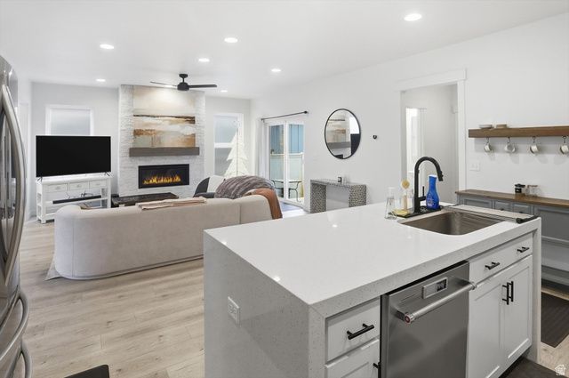 11754 S SILVER POND DR, South Jordan, UT 84009