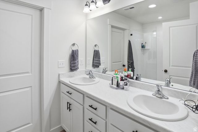 11754 S SILVER POND DR, South Jordan, UT 84009