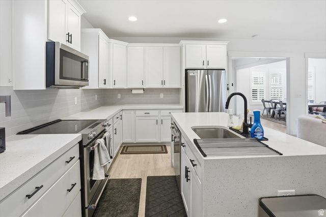 11754 S SILVER POND DR, South Jordan, UT 84009