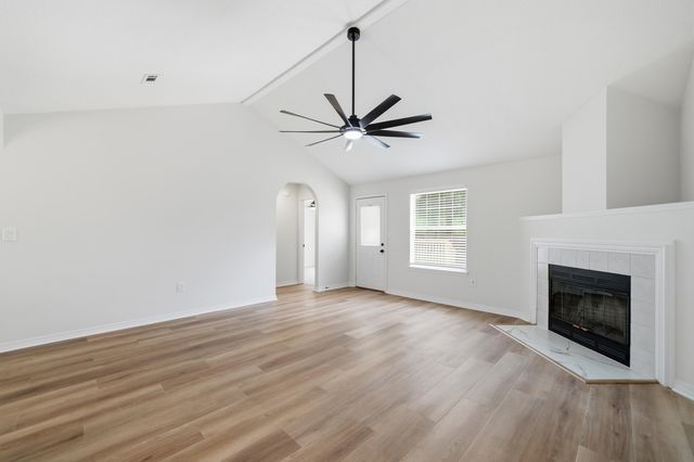 201 Westview Drive, Crestview, FL 32536