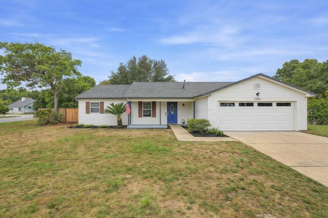 201 Westview Drive, Crestview, FL 32536