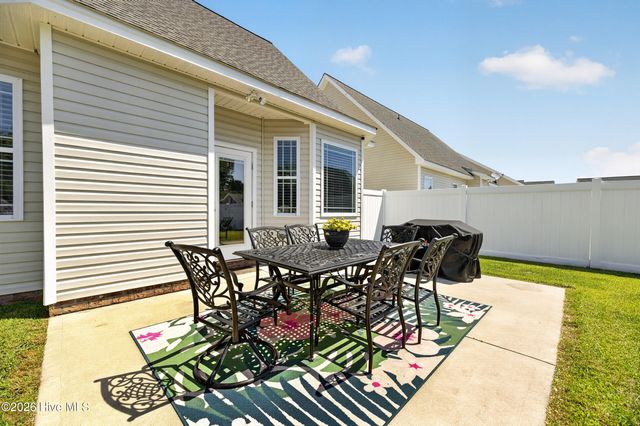 1217 Brighton Drive, Winterville, NC 28590