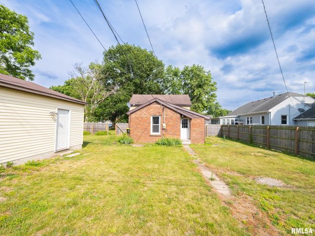 811 N 6TH Street, Chillicothe, IL 61523