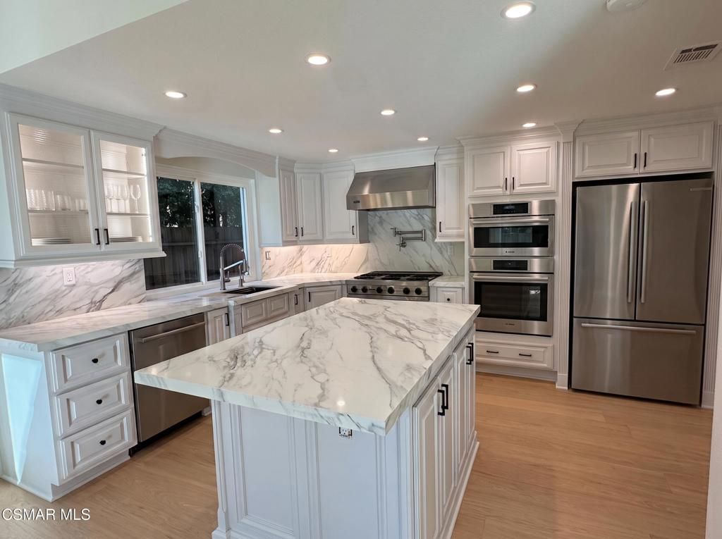 3273 Heatherglow Street, Thousand Oaks, CA 91360 — photo 2