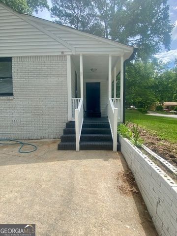 214 Pinewood Lane, Stockbridge, GA 30281