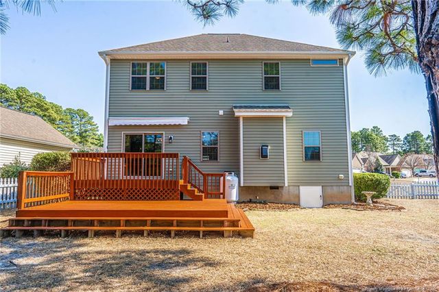 101 Lightwater Ct Court, Aberdeen, NC 28315