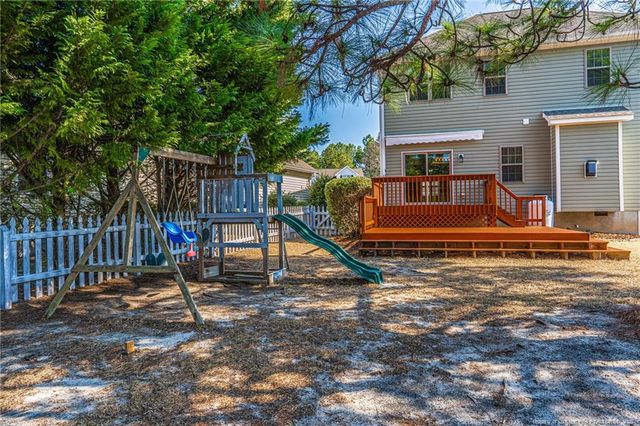 101 Lightwater Ct Court, Aberdeen, NC 28315