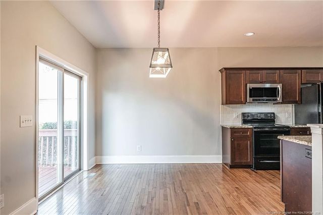 101 Lightwater Ct Court, Aberdeen, NC 28315