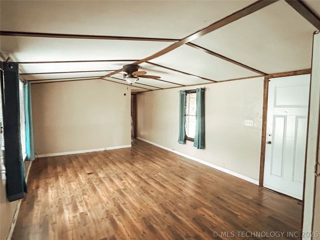 80 Kelso Road, Eufaula, OK 74432