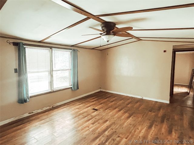 80 Kelso Road, Eufaula, OK 74432