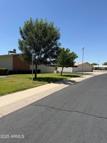 13822 N Silverbell Drive 15C, Sun City, AZ 85351