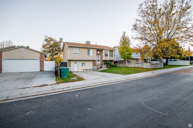 4983 W SHOOTING STAR AVE, West Jordan, UT 84081