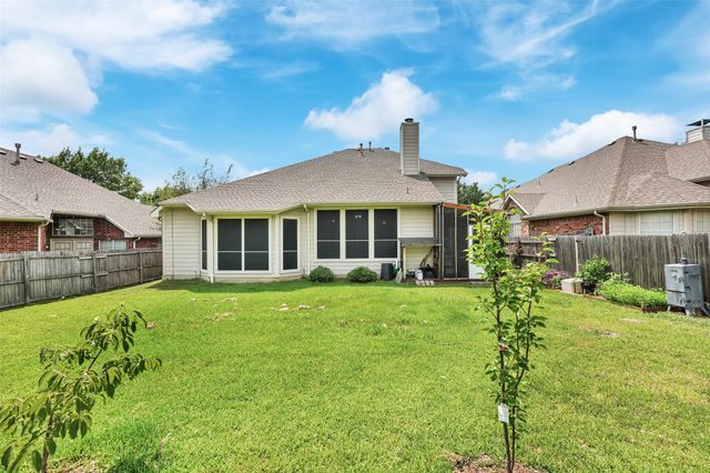 2000 Merritt Way, Arlington, TX 76018