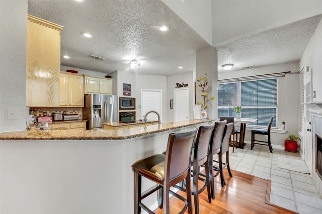 2000 Merritt Way, Arlington, TX 76018