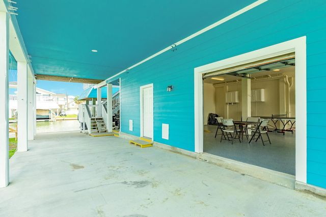 21714 Frio Drive, Galveston, TX 77554