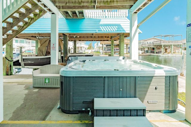 21714 Frio Drive, Galveston, TX 77554