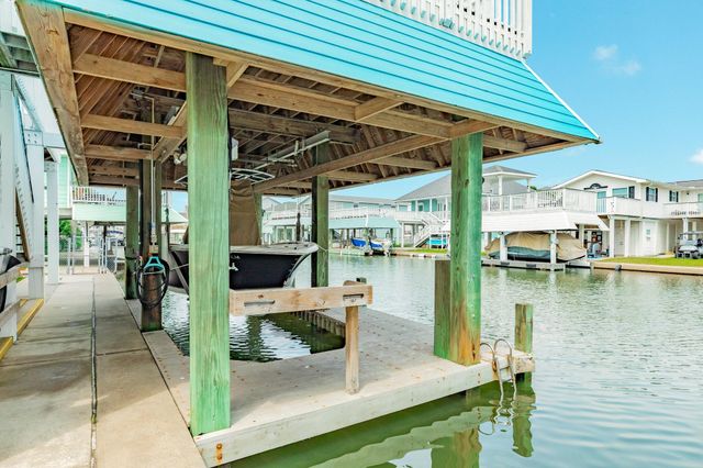 21714 Frio Drive, Galveston, TX 77554