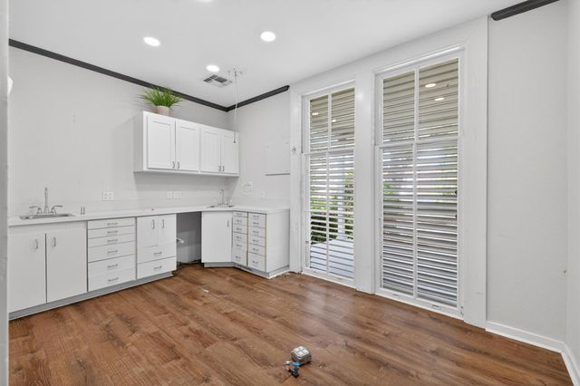 3314 Avenue O, Galveston, TX 77550