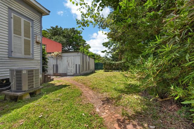 3314 Avenue O, Galveston, TX 77550