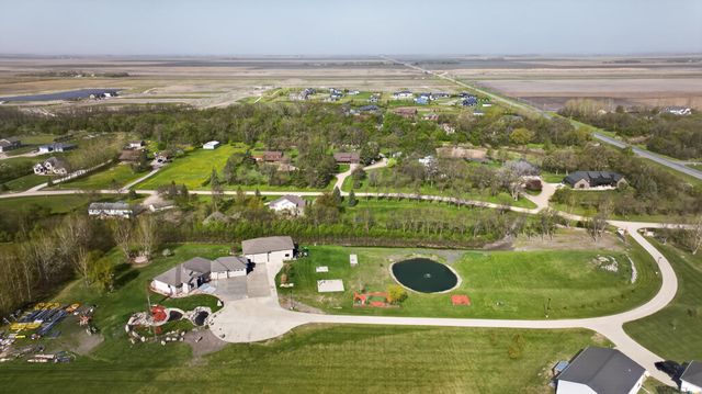 7620 Adelman Drive, Horace, ND 58047