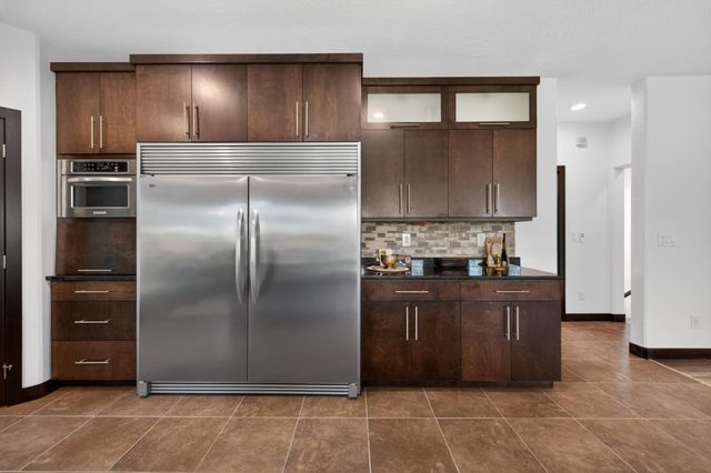 7620 Adelman Drive, Horace, ND 58047