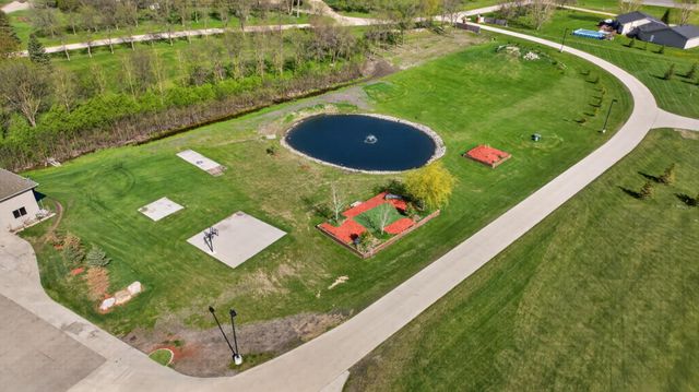 7620 Adelman Drive, Horace, ND 58047