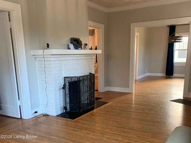 3825 Ormond Rd, Louisville, KY 40207